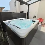 Du Golf - Jacuzzi Et Parking Gratuit Feriehus