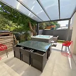 Du Golf - Jacuzzi Et Parking Gratuit Дом отдыха *