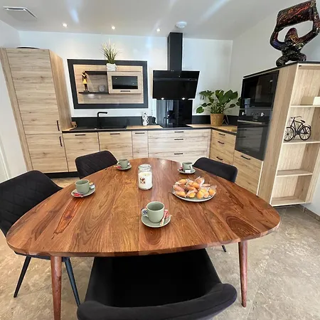 Du Golf - Heated Pool And Terrace Holiday home *
