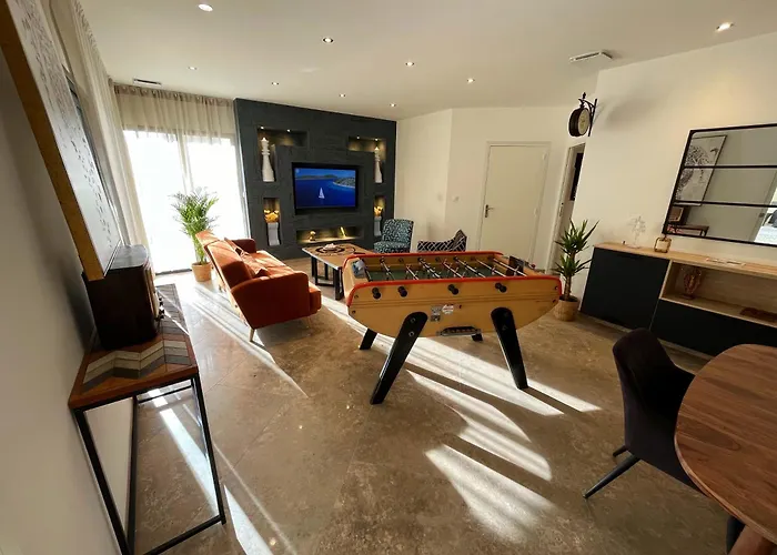 펜션 Du Golf - Jacuzzi Et Parking Gratuit *